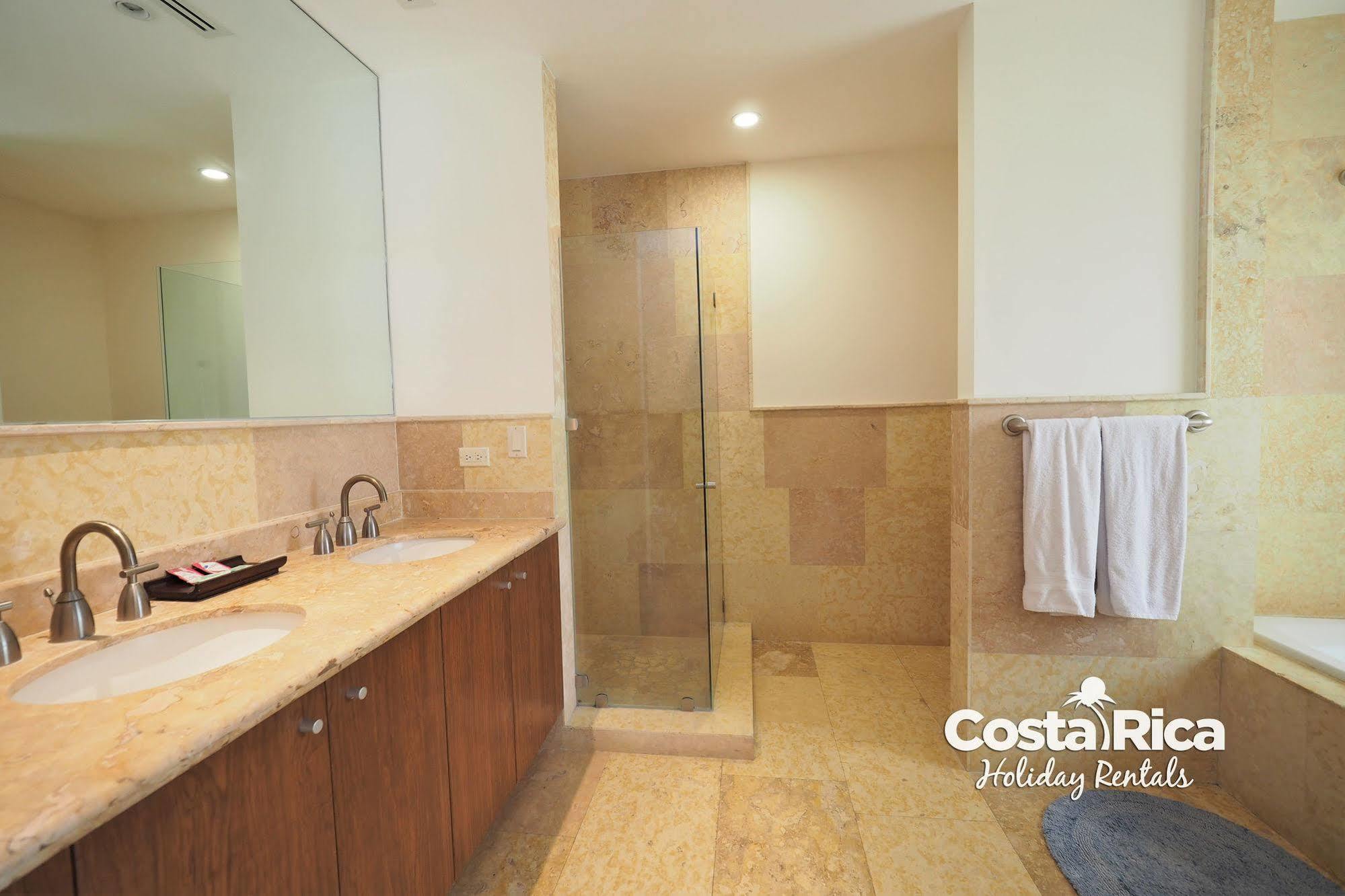 Acqua Residences Jacó Eksteriør billede